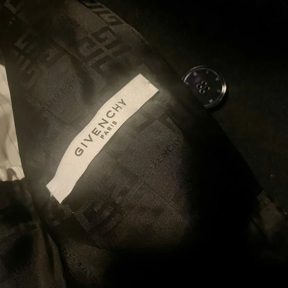 Men’s Givenchy Unicorn Buttons Double-Breasted Coat Pea Coats